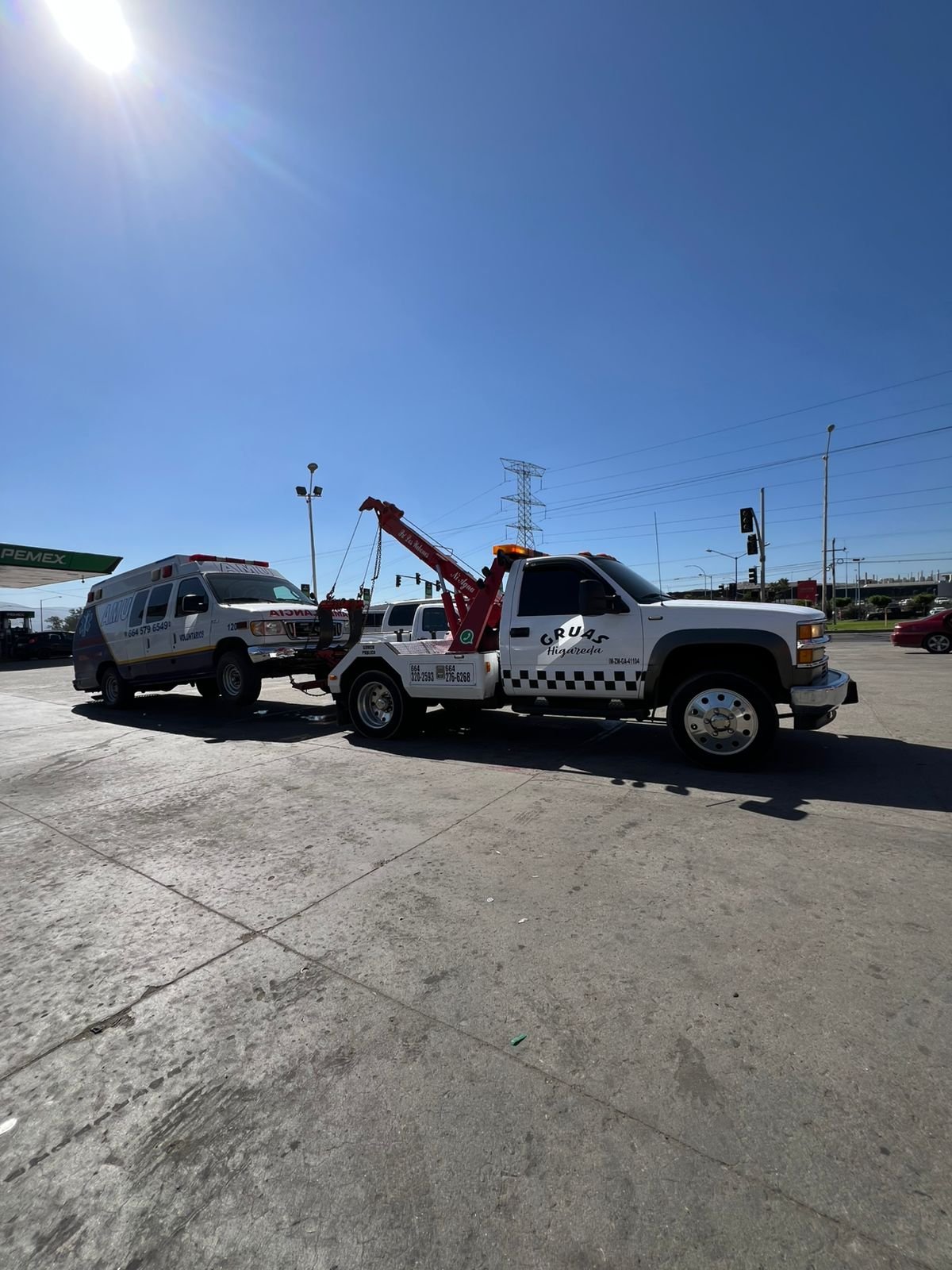 Grúa de plataforma en Baja California - Grúas Higareda